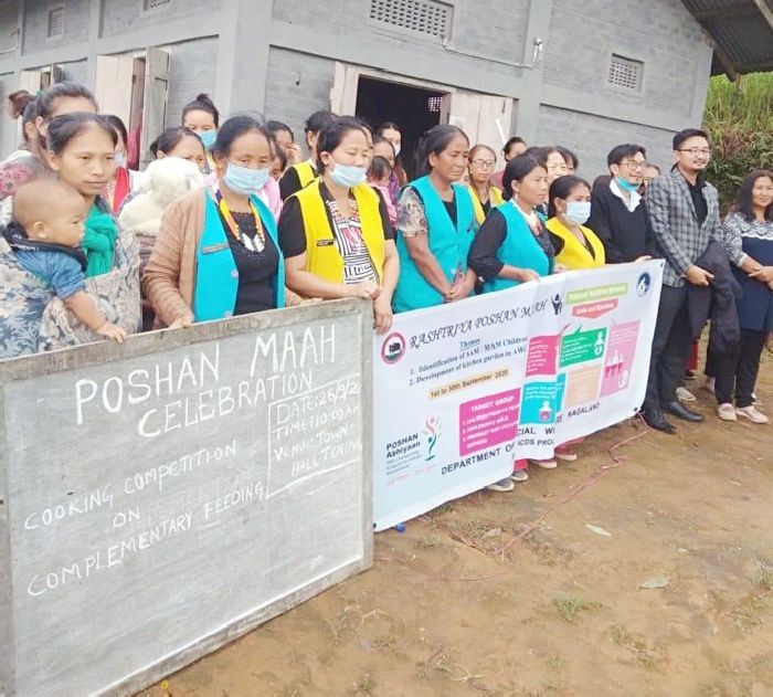 Participants and officials during the Cooking competition cum complementary feeding under Poshan Maah programme organised by CDPO at Tening on September 26. (DIPR Photo)